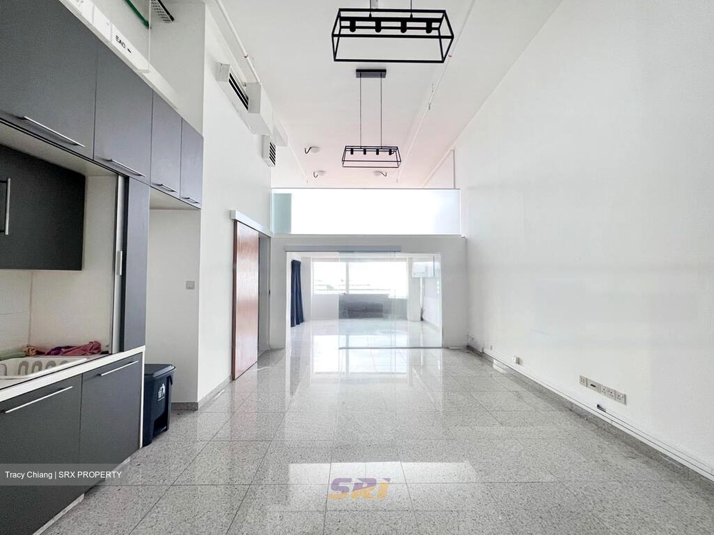 The Central (D1), Office #558369371